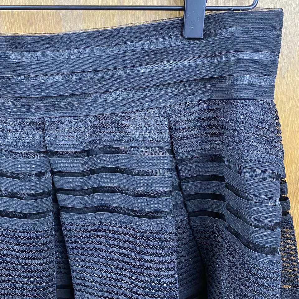 Torrid Black Full Elastic Waist Pleated Mini Skirt Lined Lace Chiffon Size 0 12 - Image 2 of 4