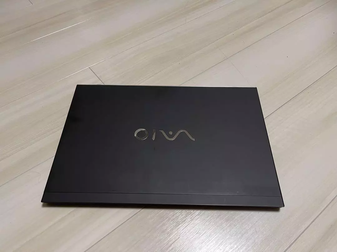 VAIO VJPG11C12N SSD1TB SIM Free LTE Win11 Core i5-8250U intel UHD Graphics 620