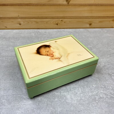 Vintage Bessie Pierce Gutmann Sleeping Baby Jewelry Music Box 5534 of 15000