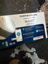 Chamberlain  3/4 HP Smart Quiet Belt Drive Garage Door Opener B4505T