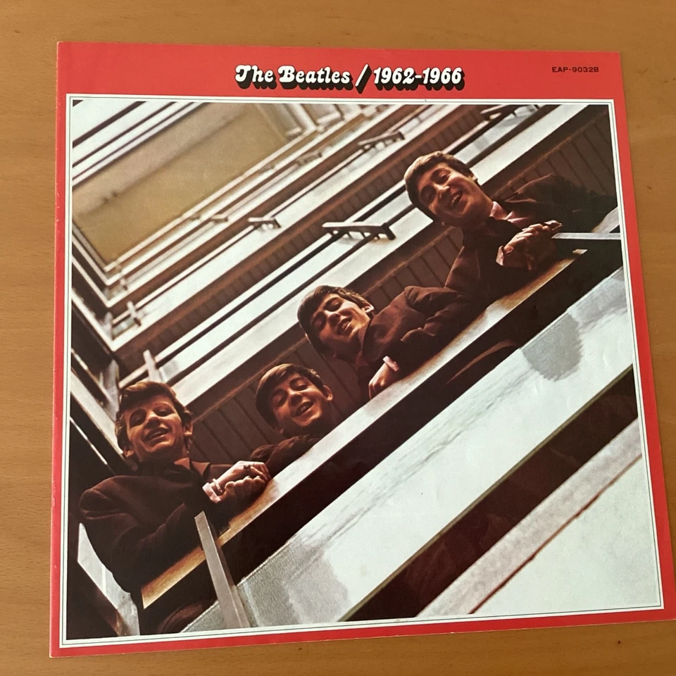 THE BEATLES 1962-1966 JAPAN LP OBI 2LP EAS-77003-4 - Image 4 of 4