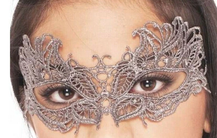 Sexy Lace Eye Mask-Masquerade Ball/Costume Party/Mardi Gras/Halloween - Image 2 of 4