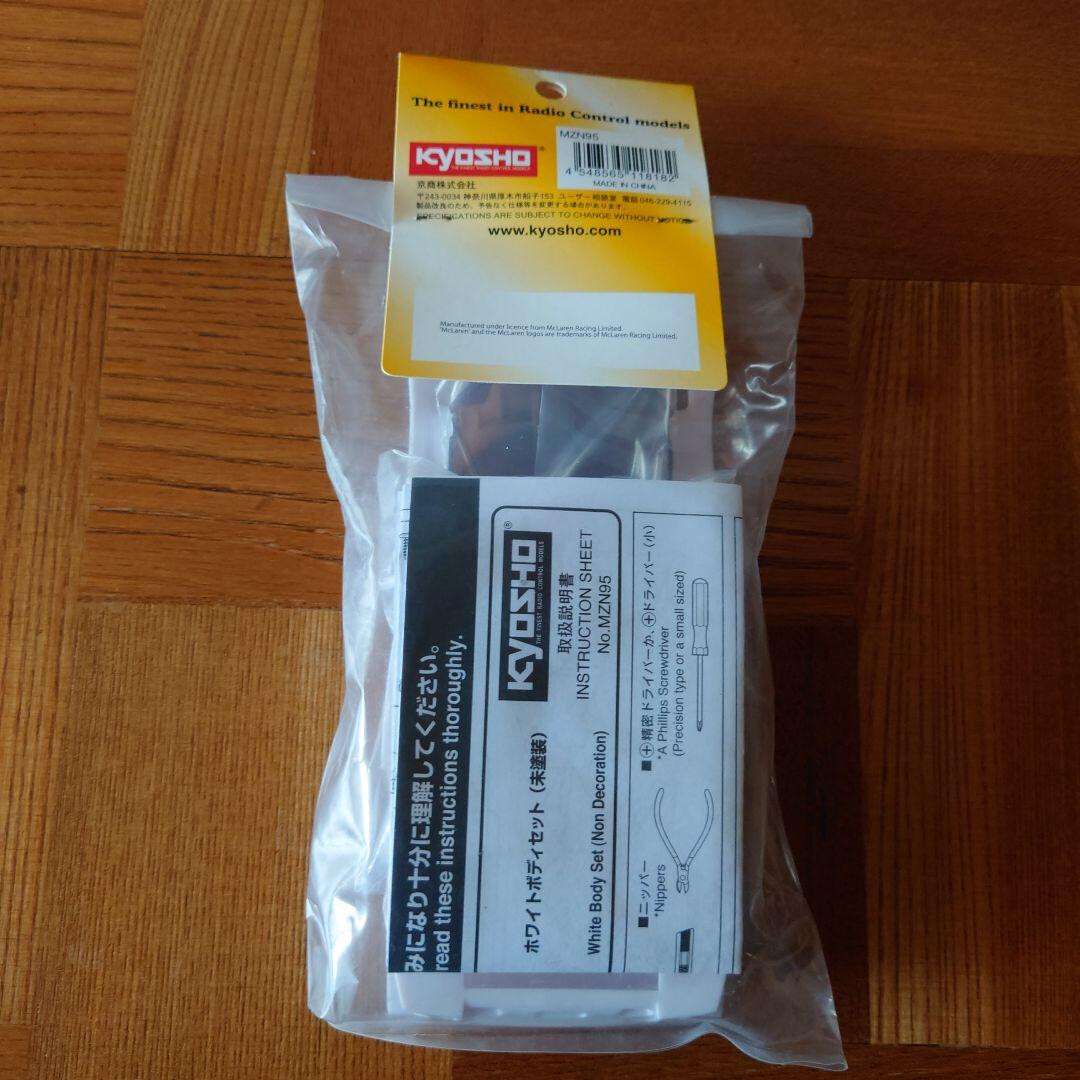 Kyosho McLaren Mini-Z MZN95 F1GTR White Body Set