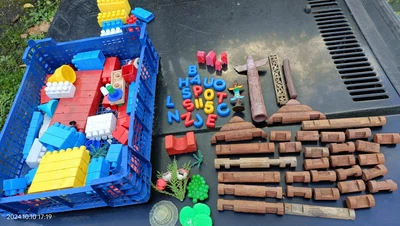 Gros Lego + pièces bois Jeujura Et Divers chiffres et lettres aimanté no tole - Photo 1/4