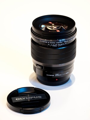 Olympus M.Zuiko digital ED 25mm 1.2 PRO schwarz 25 mm f1,2