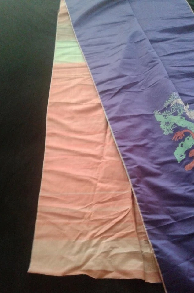 Antiguo panel bordado chino púrpura con grúa león Foto 2 de 4