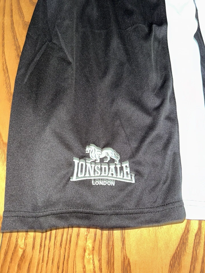 LONSDALE MENS BOXING SHORTS BLACK SIZE MEDIUM NWT - Image 4 of 4