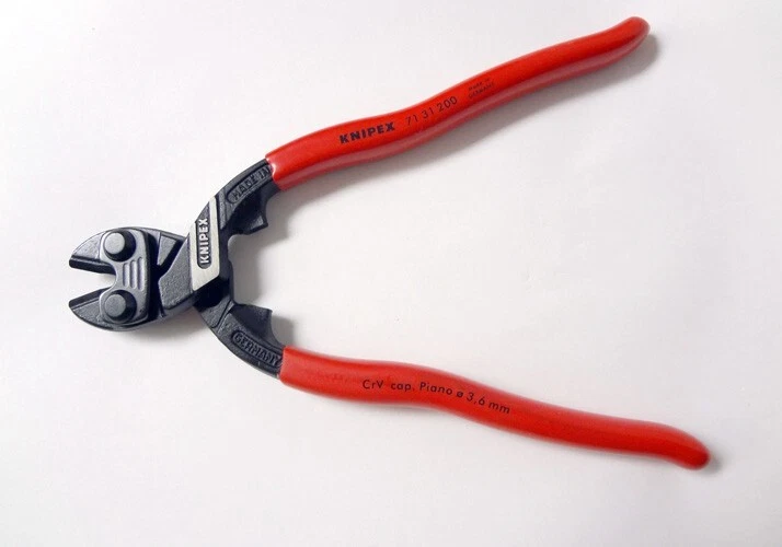 KNIPEX 71 31 200  8" High Leverage Compact Bolt Cutters Notched Blade Germany - Image 4 of 4