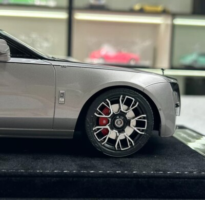 Rolls-Royce Ghost (Metallic Gray/ Black) [Henson&Heaven] 1/18