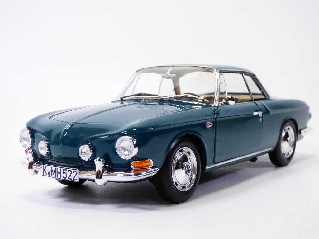 VOLKSWAGEN Karmann Ghia 1500 vert Smaragd 1/18 1963