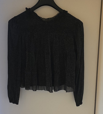 s.Oliver Damen Bluse GR. 152 Schwarz Langarm Rundhals Knopf Glitzer Rüschen 