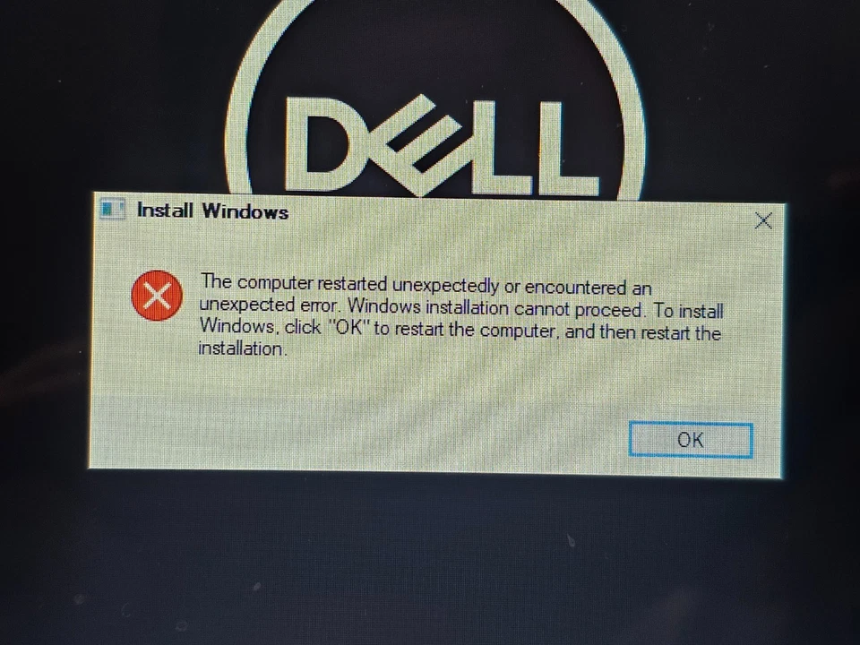 DELL Inspiron 3185 Touch Laptop (Red, AMD A9, 4 GB/500 GB, No OS) - READ! - Image 4 of 4