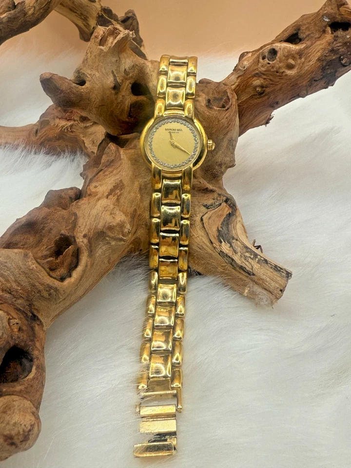 Vintage Raymond Weil Women's 18K Gold Plated Diamond Analog Watch-3740-1 - Image 2 of 4