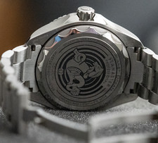 Omega Seamaster Planet Ocean ULTRA DEEP 215.30.46.21.03.001 2