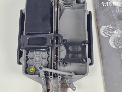MJX Hyper Go Chassis 16150 batteria albero centrale collegamenti utensili scala 1/16 RC NUOVO - Foto 4 di 11