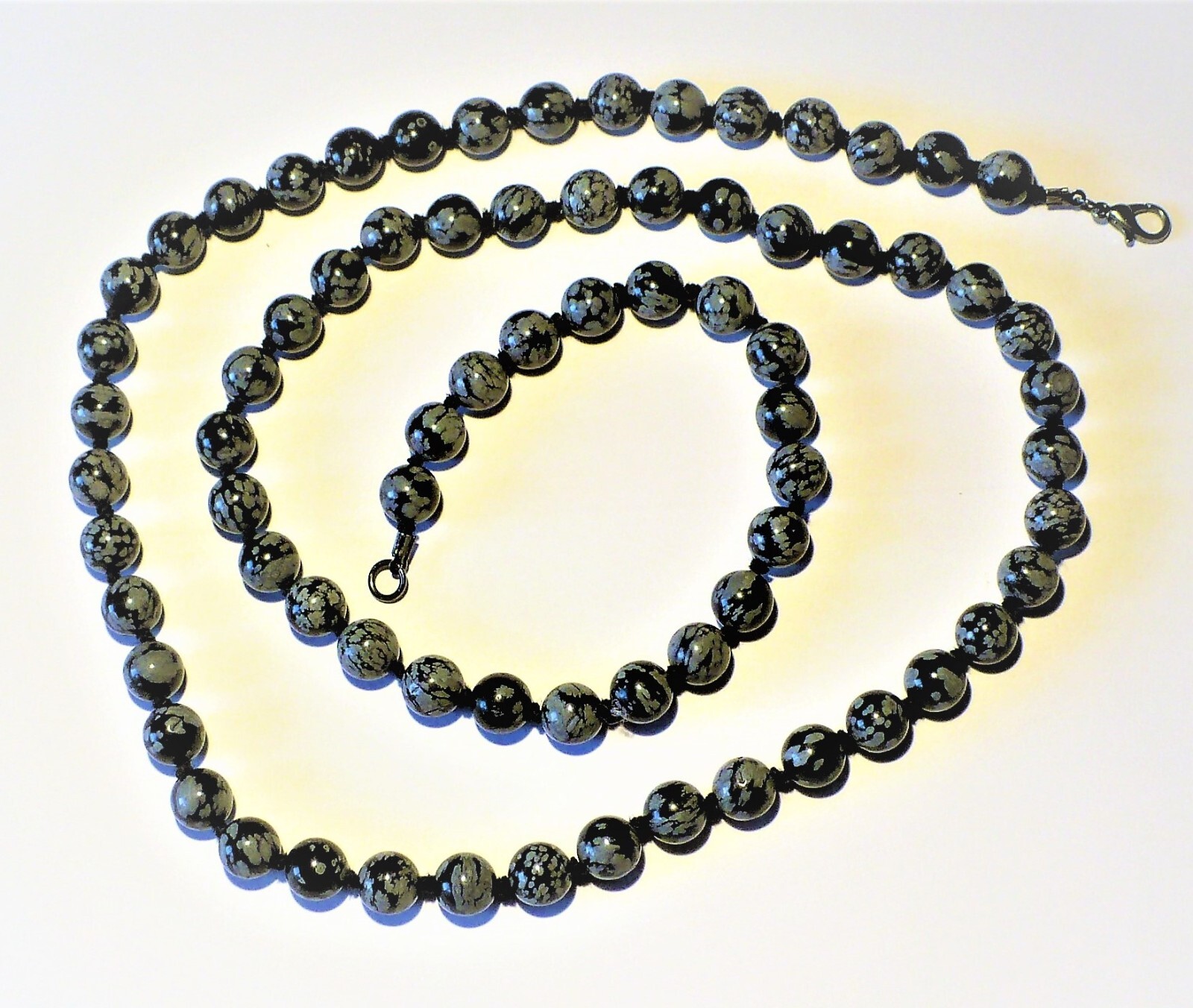 Collier obsidienne flocon de neige 70 cm anti-choc avec perles nouées 8mm
