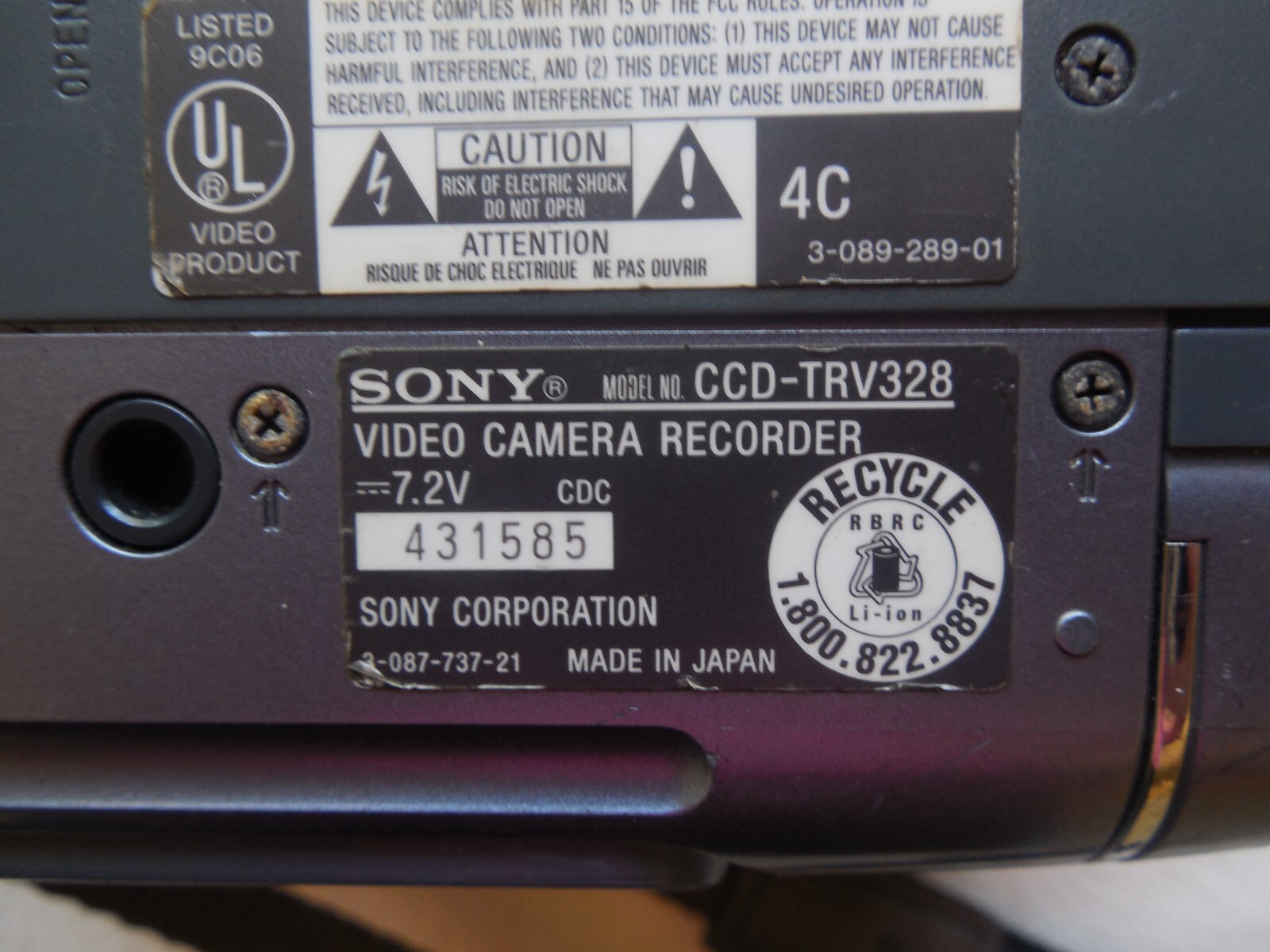 REFURBISHED Sony CCD-TRV328 8mm Hi8 Analog Camcorder Bundle  90-Day Warranty