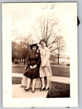 Vtg B&W Snapshot Women In Coats And Hats By Trees 1941