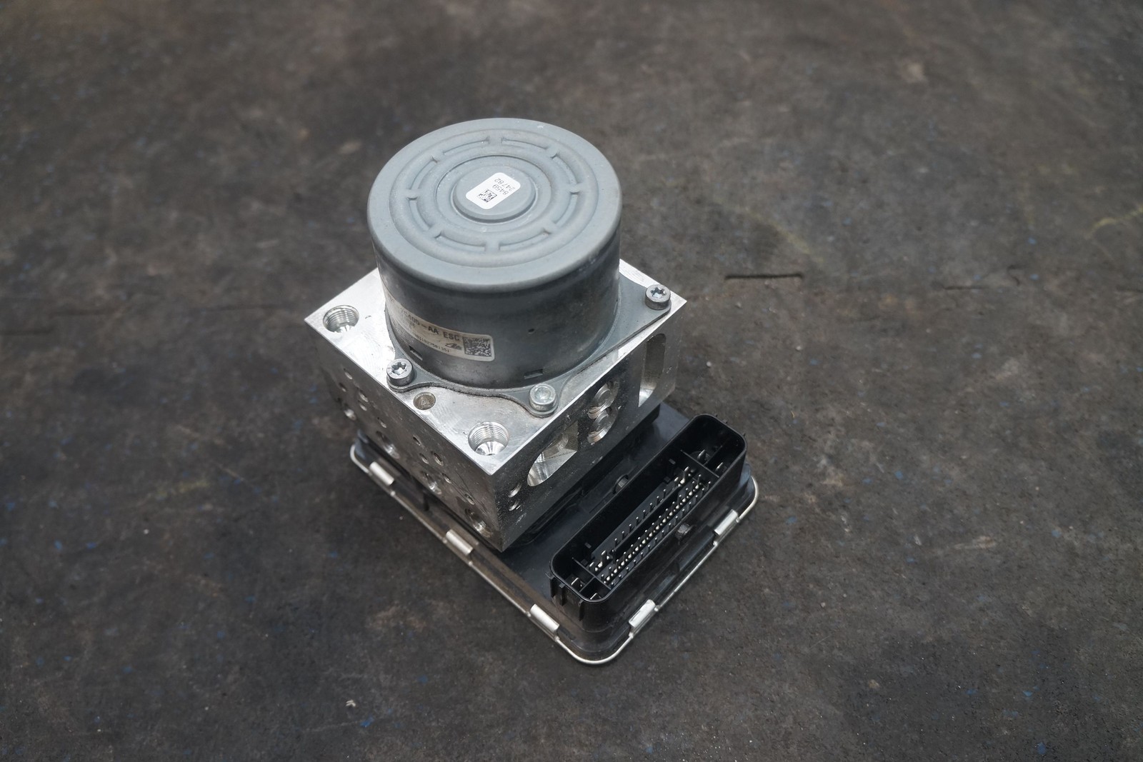 Anti Lock Brake ABS Pump Module HY53-2C405-AA OEM Aston Martin Vantage Am6 2019