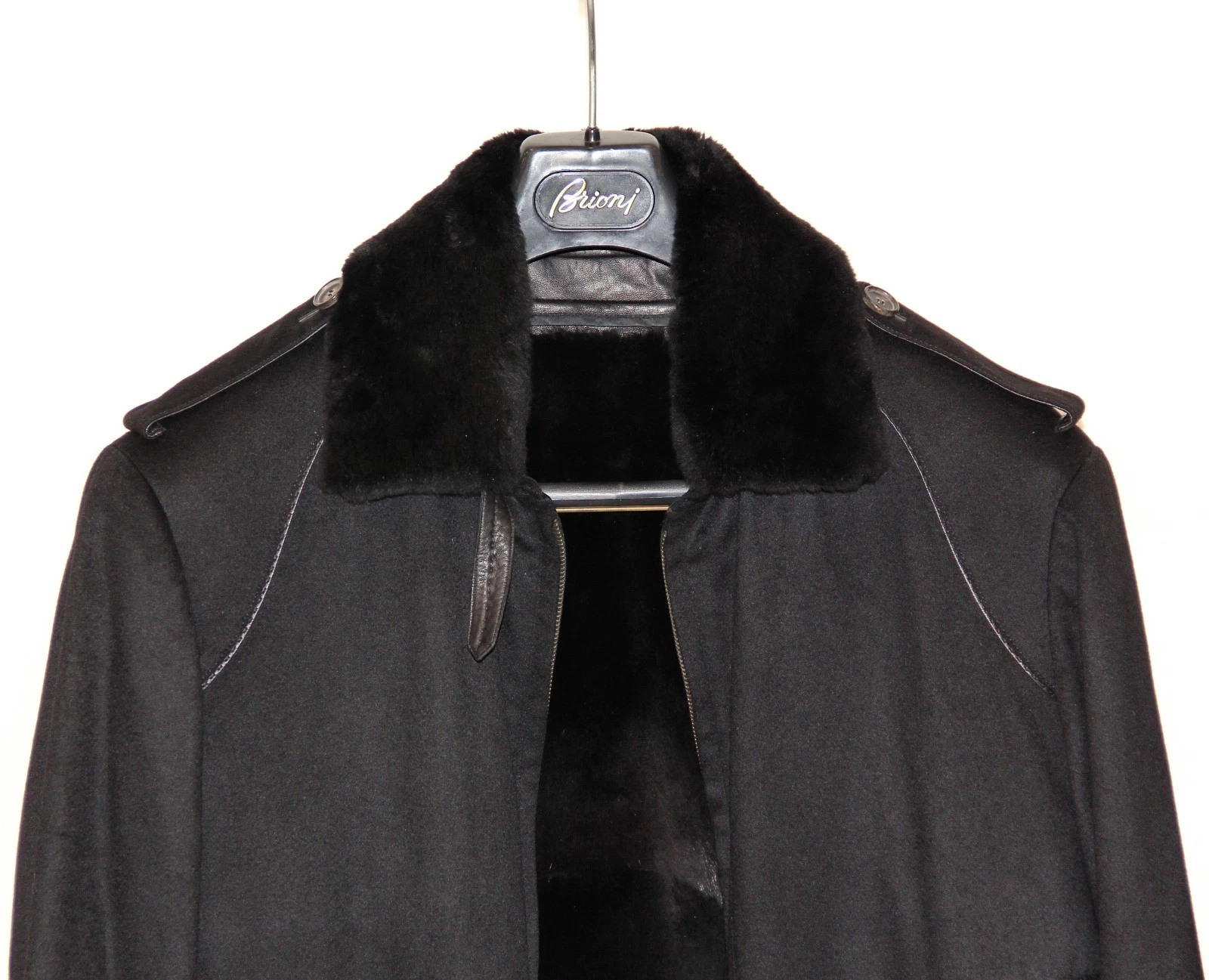 $12.995 Brioni 100% Pure Cashmere nutria fur jacket. Size 50 image 2