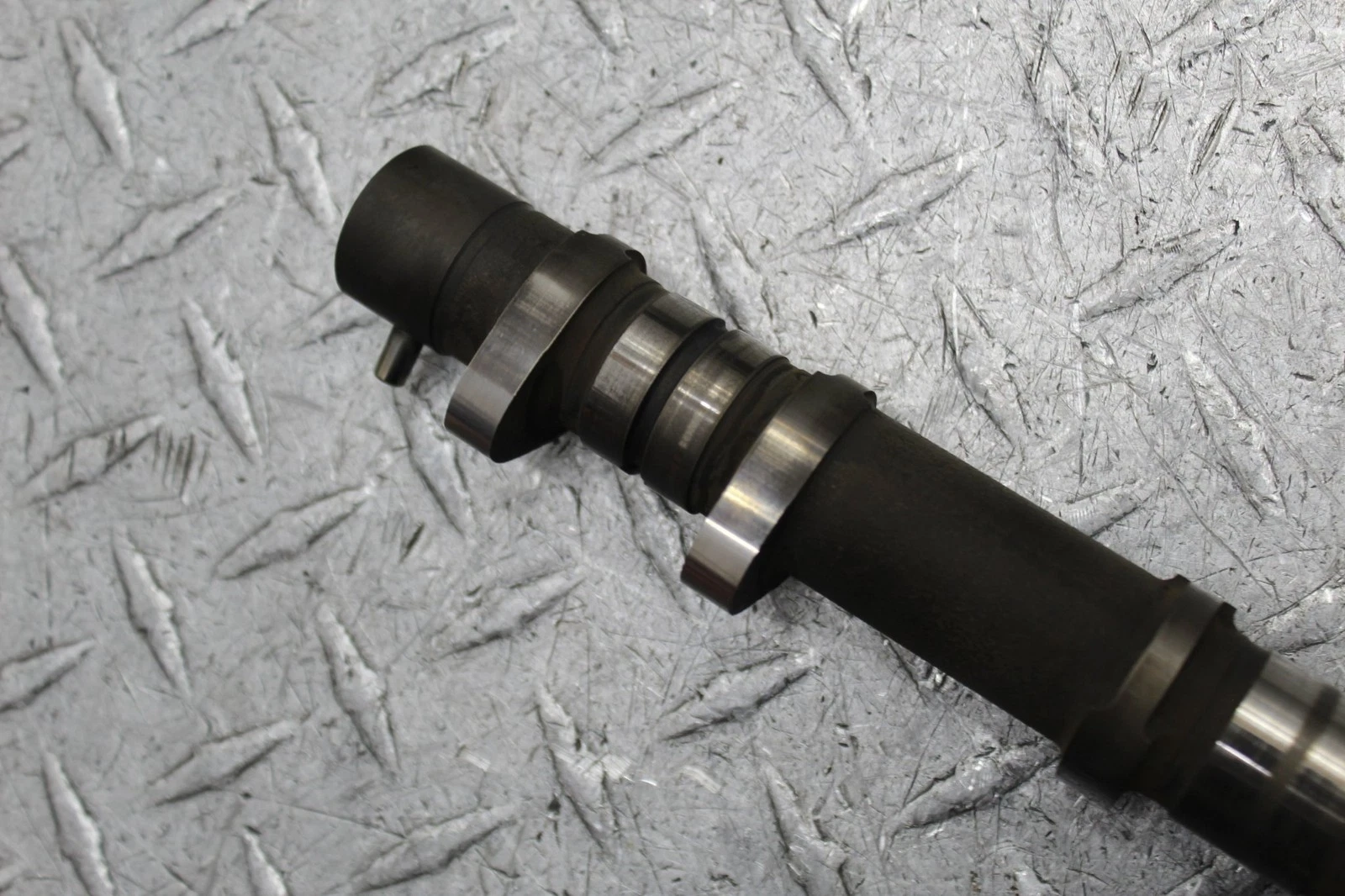 2005 Suzuki Hayabusa GSX1300R Cam Shafts Intake Exhaust Camshaft 12710-24F00 - product detail image 5