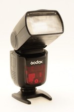 BARGAIN GODOX V860IIC, FOR CANON DSLR, NO BATTERY OR CHARGER BUT WORKS 