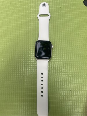 Apple Watch SE (2. Gen) 40mm GPS Starlight MXEF3QF/A Sehr Gut