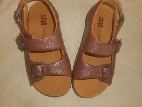 SAS RELAXED WALKING COMFORT SANDAL BROWN LEATHER SIZE 7.5 W NWOB