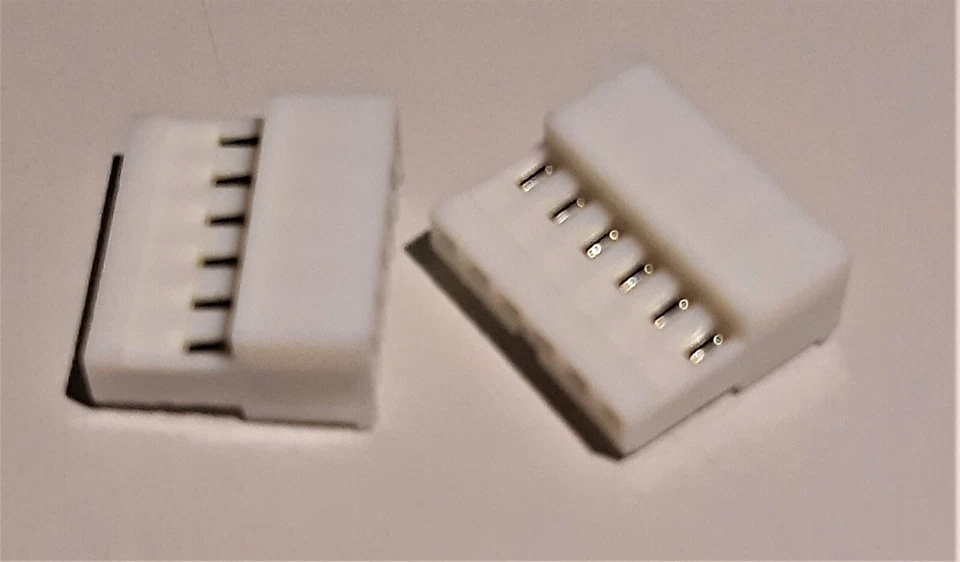 2-Pieces of White 3-643814-6 AMP 6 POSITION MTA-100 IDC CONNECTORS for 24AWG - Image 3 of 3