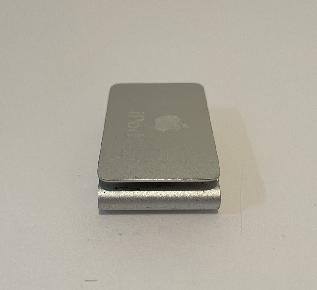 Apple iPod shuffle 2nd Generation Silver (1 GB) Works Great