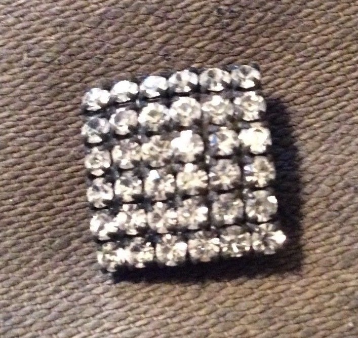 Picture 1 of 1