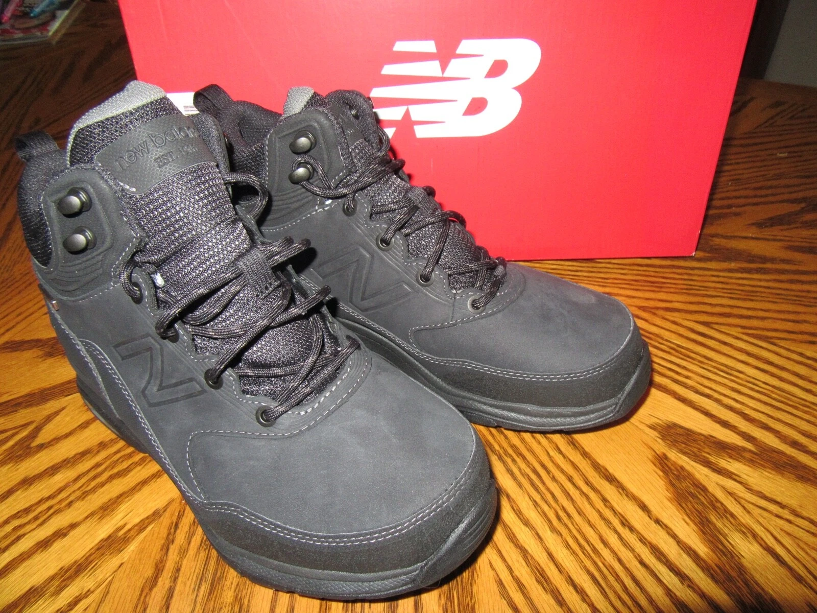 Stivali invernali New Balance da uomo 7 W cravatta in pelle nylon gomma 3 M isolati nuovi con scatola belli