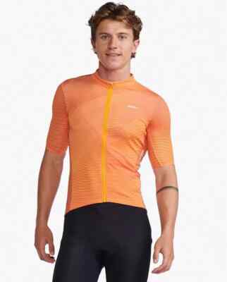 2XU Herren Aero Kurzarm Trikot Gr. Medium MT6649a Kurkuma/Weiß Reflektierend
