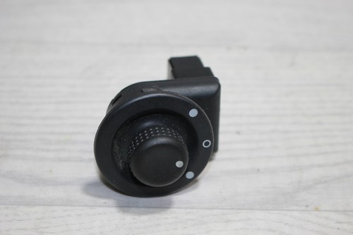 Schalter Spiegelverstellung 8200002442A Renault Clio III C85 Bj,06