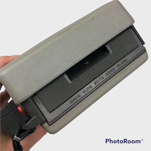 Polaroid 210 Film Camera Vintage Folding Case Photography Collectible Untested - Picture 10 of 11