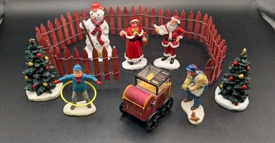 9 PCs Christmas Village Mixed Set, Lemax Pre-owned