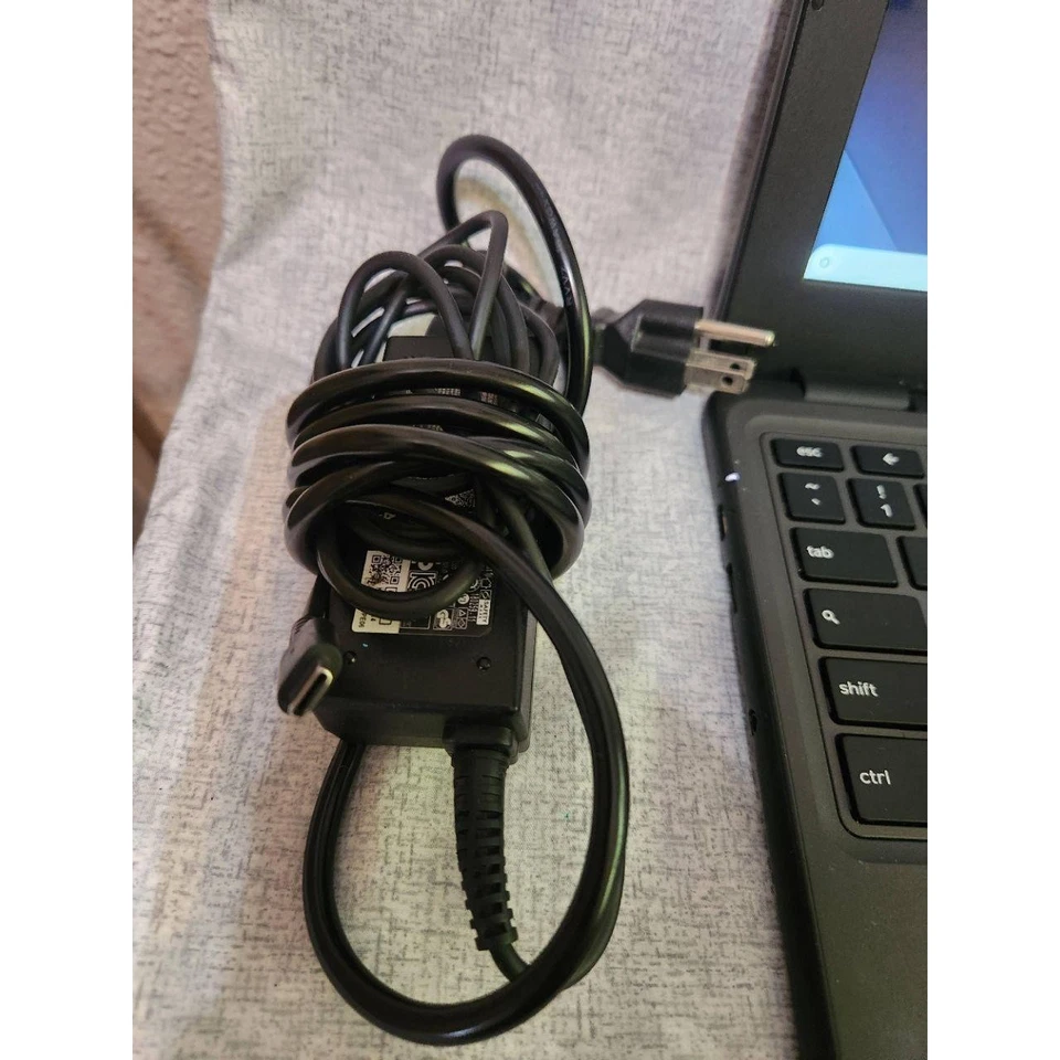 DELL Chromebook 3100 11.6in display Intel Celeron processor 4GB RAM 32GB Storage - Image 3 of 4