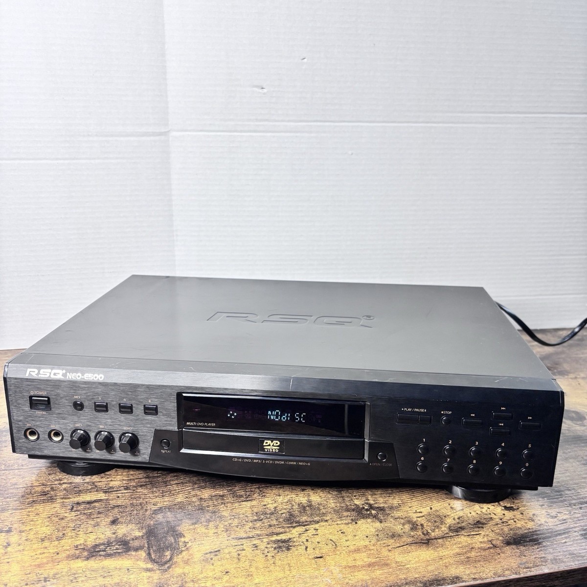 RSQ NEO-E500 Multi format karaoke player playing CD+G, DVD, VCD