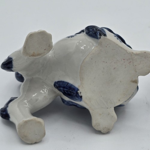 Miniature Japanese Foo Dog White/Blue Porcelain - Pair - Picture 6 of 8