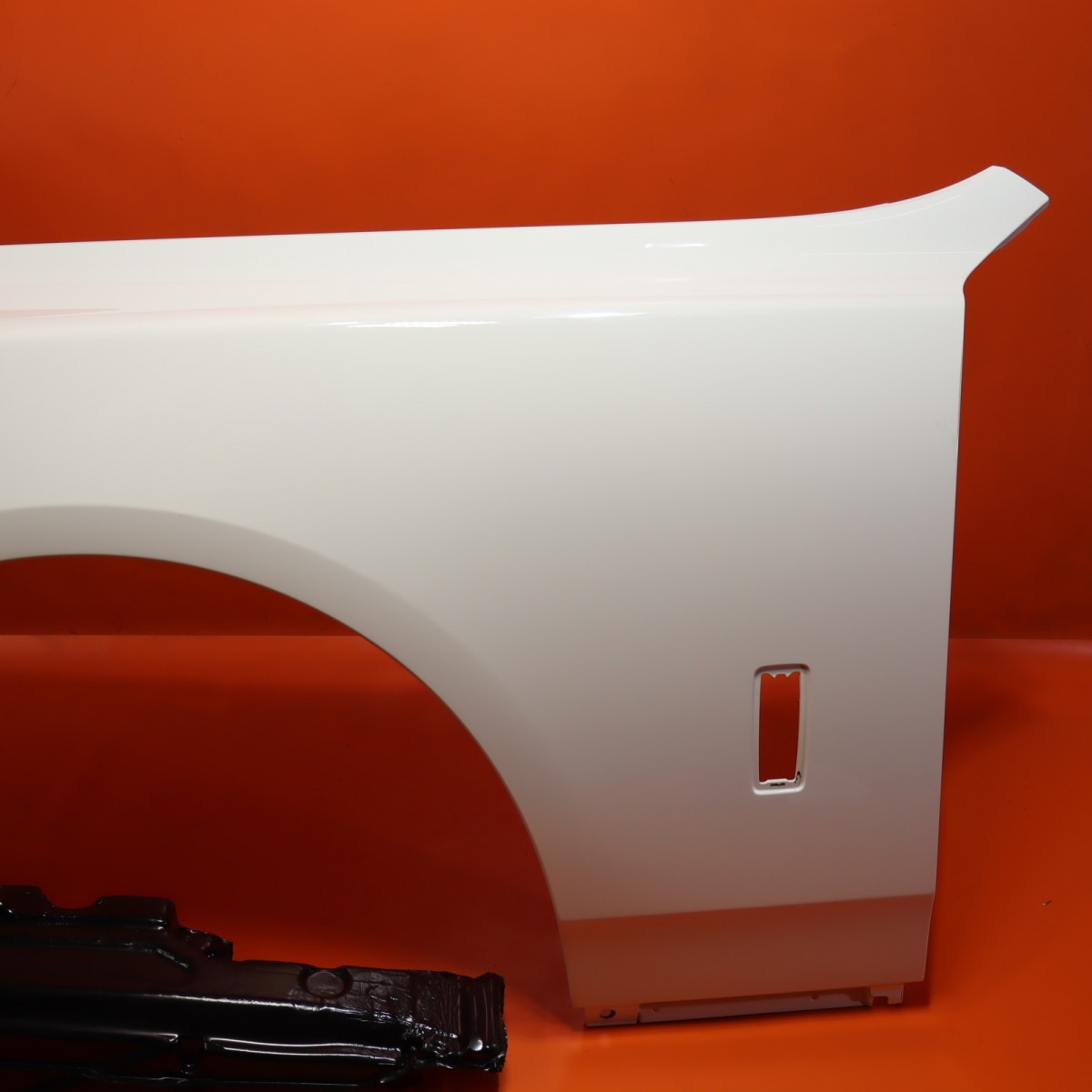 Rolls-Royce Phantom 2024-2026 Left Fender P/N 7399851