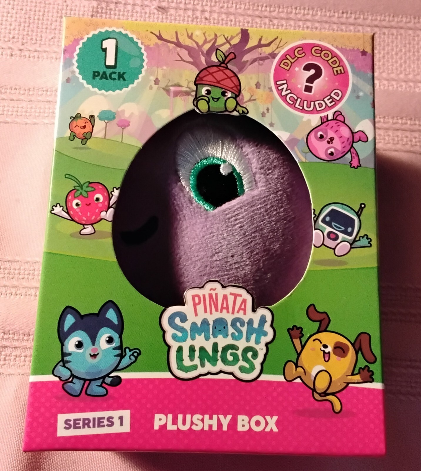 Pinata Smashlings ROBLOX Gus Plushy Box with DLC Code Series 1 2023 New