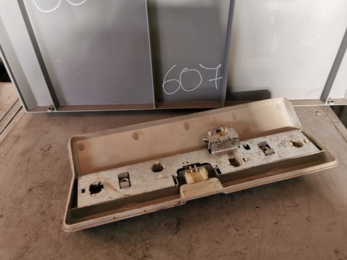 Original BMW 5er E12 Rücklicht Heckleuchte Lampenträger hinten rechts 22066R