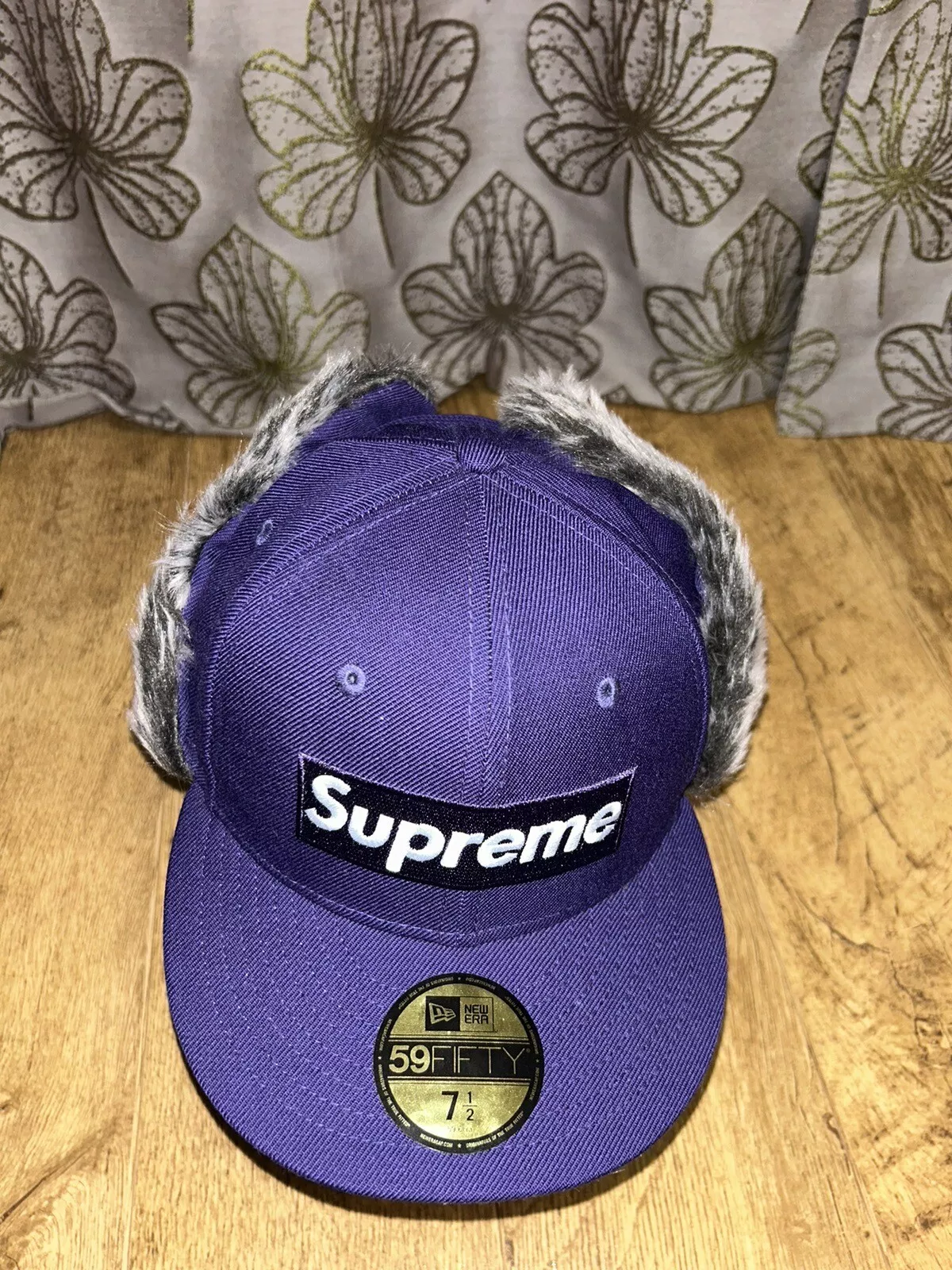 Chapeau logo boîte Supreme Earflap New Era, violet, FW19, taille 7 1/2