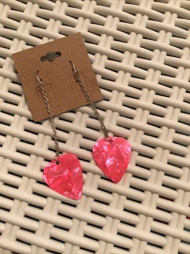 Hot pink guitar pic pierced dangle earrings - Picture 9 of 10