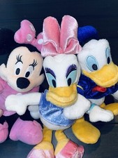 Donald  Daisy Duck Minnie Mouse Disney Store Plush Lot Doll Stuffed Animal 42