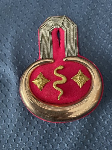 WW1 Original German Epaulet for medical officer
