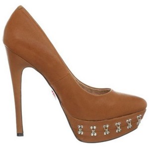 betsey johnson remy pump