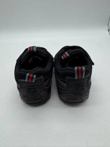 SmartFit Boys Toddler Sneakers Black & Red Size 5 1/2 - Picture 5 of 10