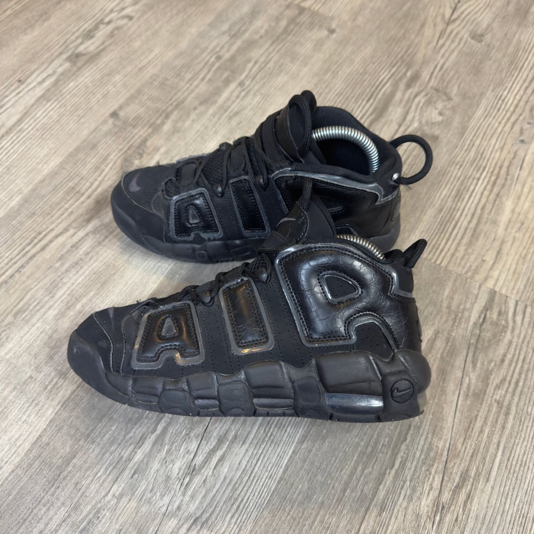 Nike Air Uptempo GS 5.5y Basketball Sneakers High Triple Black Trainers thumbnail 3