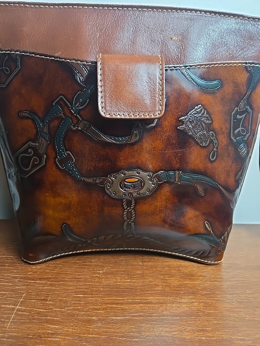 手作り？馬　彫刻　ショルダーバッグ　カバン　ウエスタン　革製品　アンティーク馬具 Michael Rome For M Fine Equestrian Crossbody Bag Genuine Leather